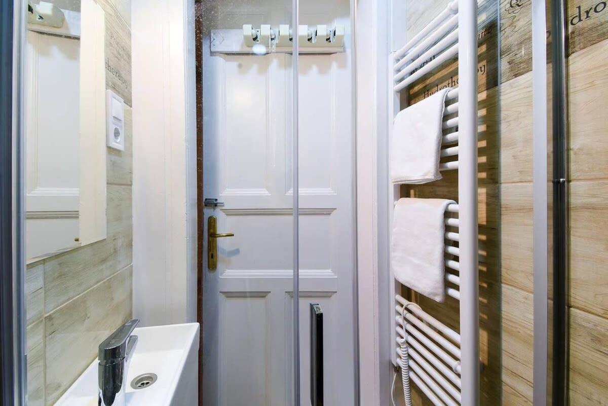 Very Central Very Spacious New Home Βουδαπέστη Εξωτερικό φωτογραφία