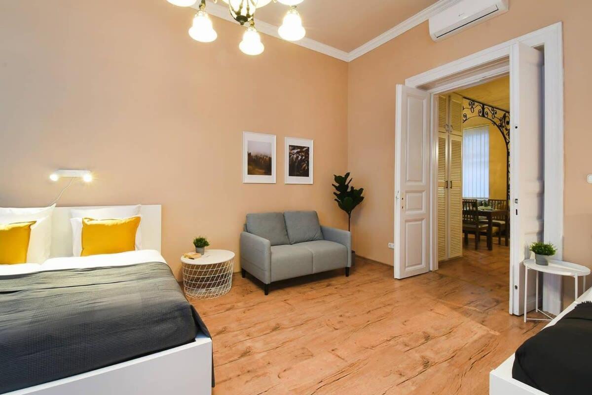 Very Central Very Spacious New Home Βουδαπέστη Εξωτερικό φωτογραφία