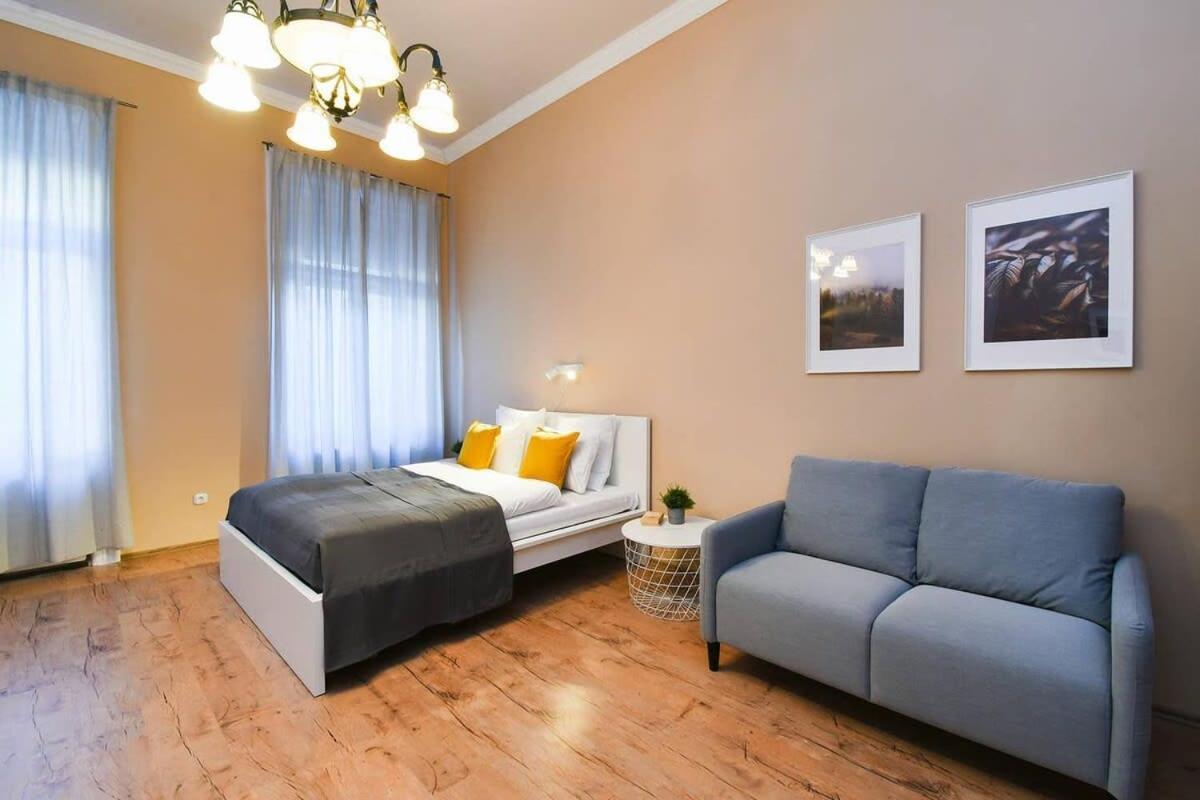 Very Central Very Spacious New Home Βουδαπέστη Εξωτερικό φωτογραφία